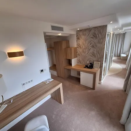 La Rose Des Delices Hotel